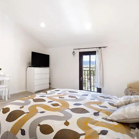 La Terrazza Del Tempo Castelvecchio di Rocca Barbena